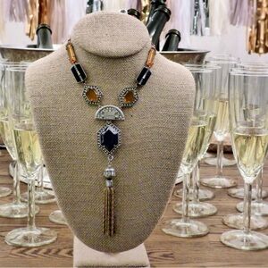 Chloe + Isabel Grand Cabaret Statement Necklace,Bracelet, Earrings BEAUTIFUL
B1